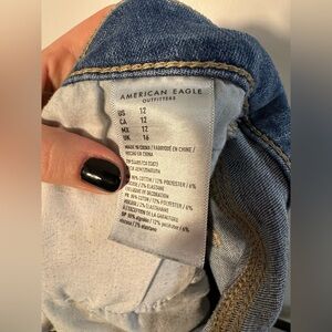 American Eagle shorts. Size 12. Only worn a few times In good condition